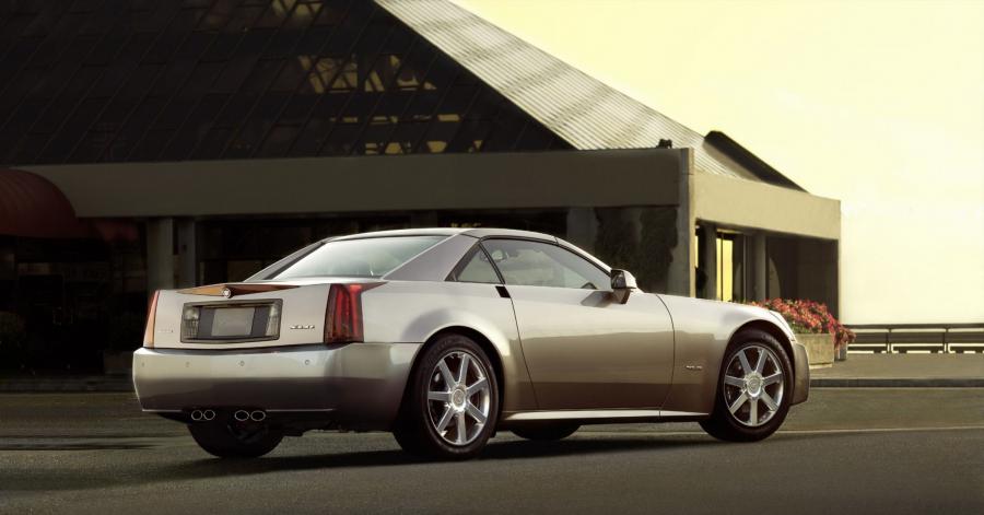  Cadillac XLR Roadster 2004 года  (фото 123 из 128)